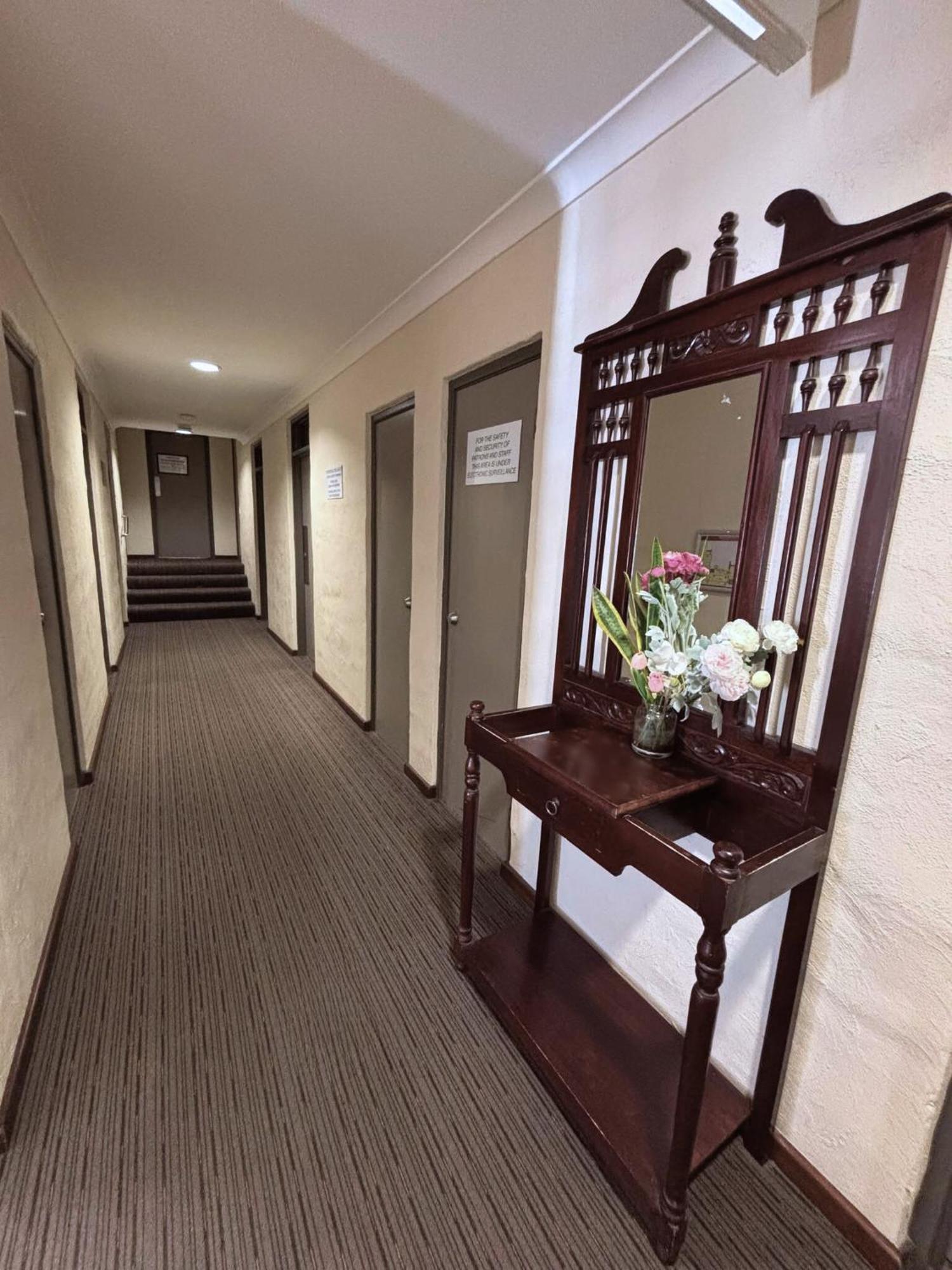 Prince Of Wales Hotel, Bunbury Kültér fotó